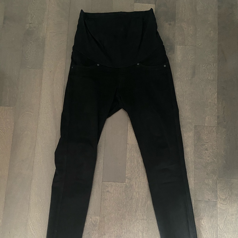 Maternity extremely black jeana